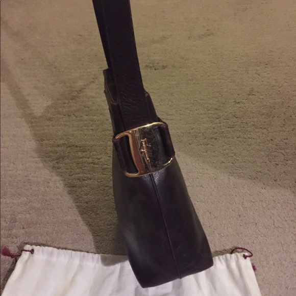 Salvatore Ferregamo small shoulder bag - Picture 3 of 9